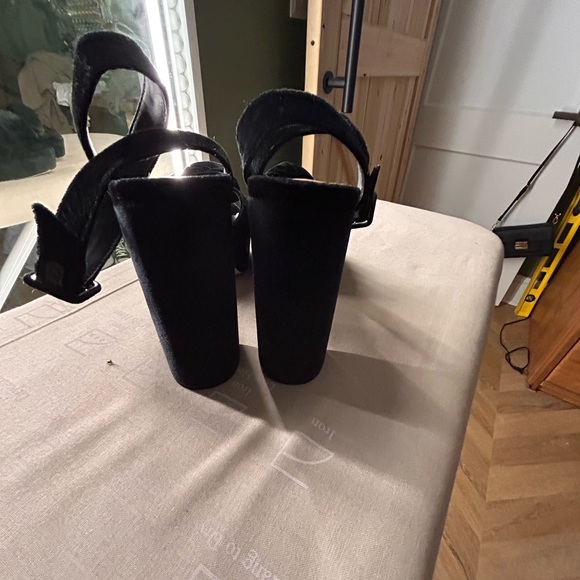 Velvet Heels with Floral Detail - Picture 3 of 4